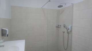 Апарт-отели Brașov City Studio Rent Брашов Апартаменты с видом на сад-12